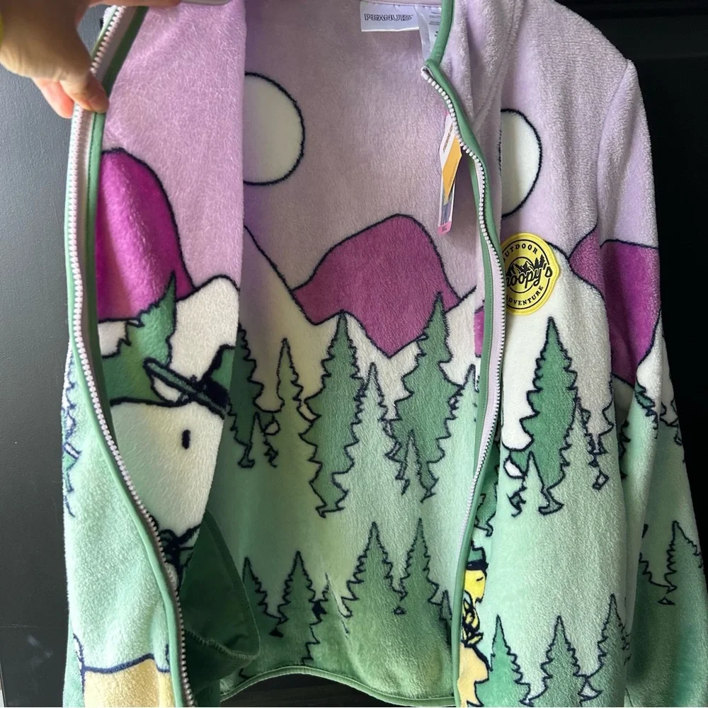 NWT Snoopy Sherpa Jacket Women Zip Front Scenic Cozy Peanuts Mountains Sz S M L - Picture 7 of 12